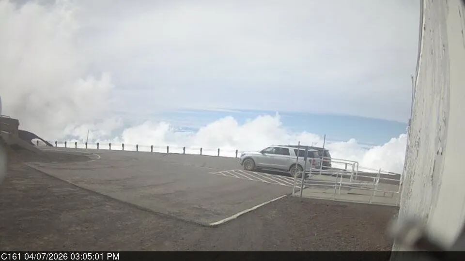 IRTF Bunker C161 WaimeaCamNW - Latest Snapshot