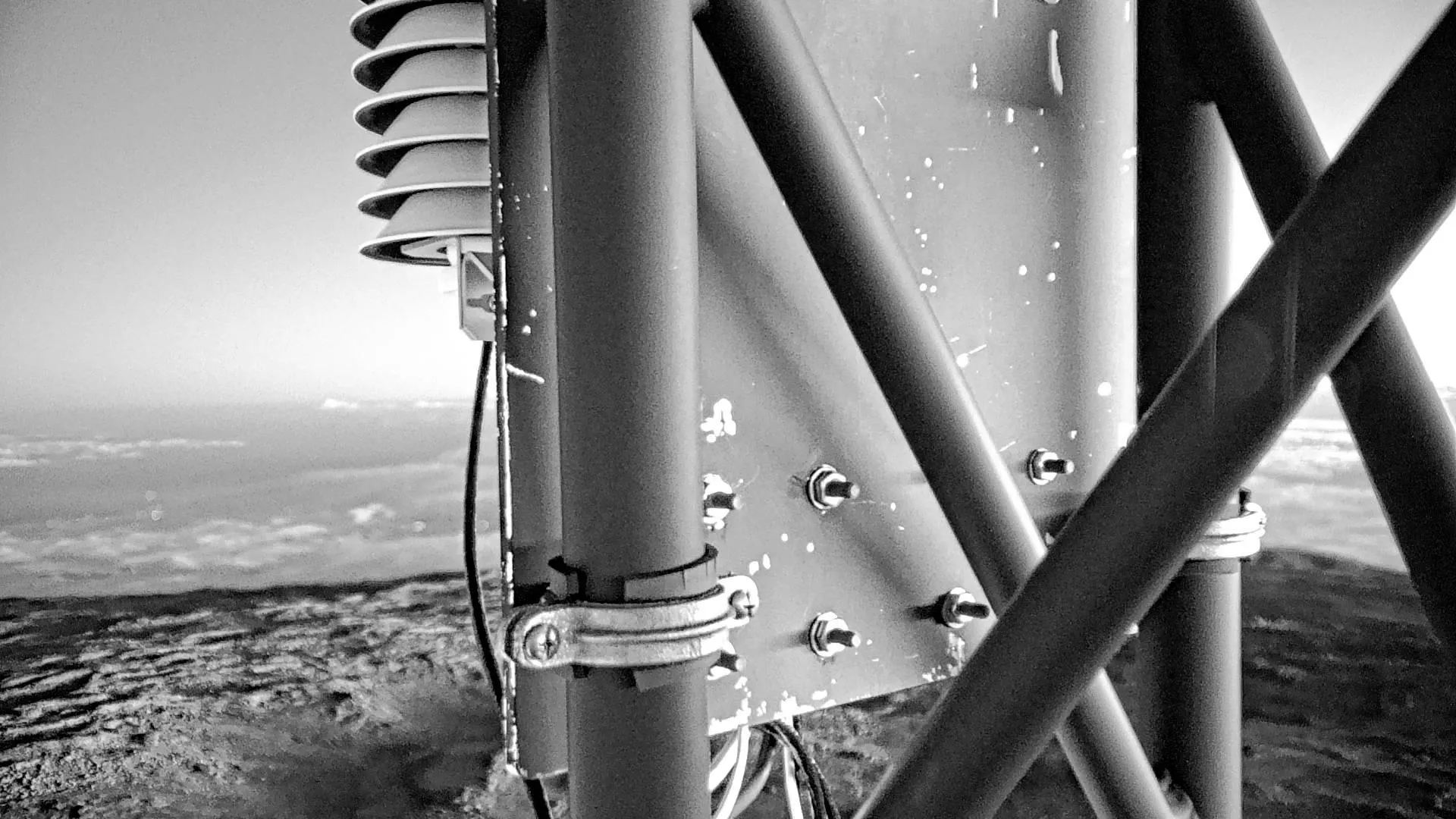 Keck 2 Mast - Latest Snapshot