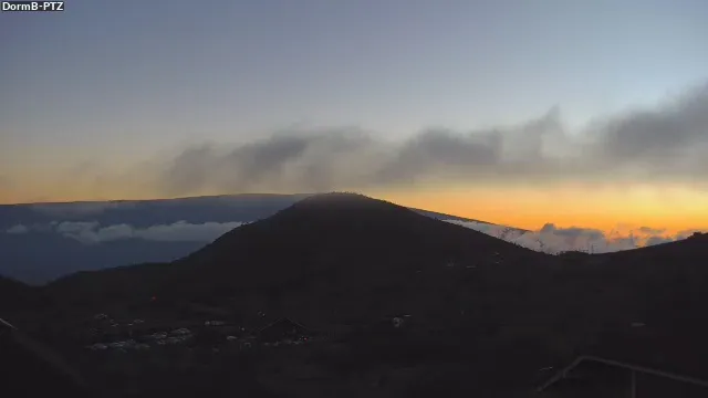 MK Visitor Center Dorm - W